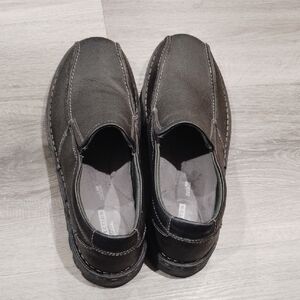 Hush Puppies Men's Dark Gray Slip-On Loafers